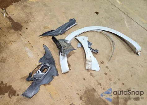 2015 Infiniti Qx80 Base z USA, uszkodzony, nr VIN JN8AZ2NF6F9573495